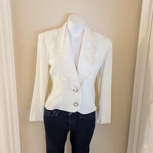 Vintage cream blazer with lace collar with gold  trimmed buttons size S
